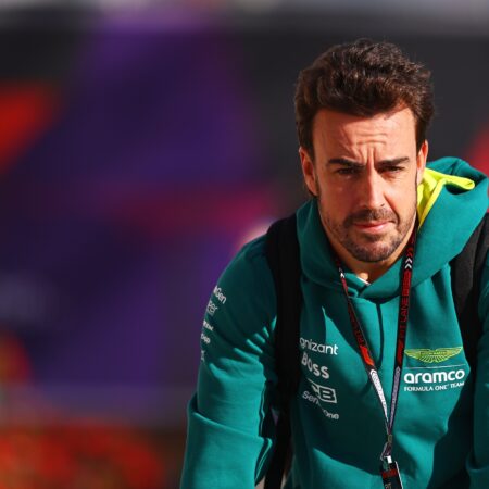 Фернандо Алонсо: Значение болида 2026 года в решении о будущем в F1
