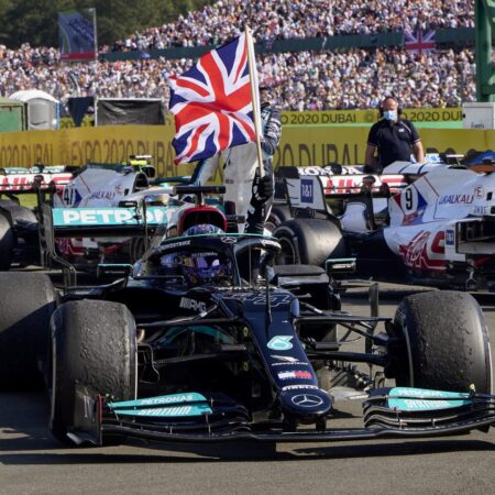 Гран-при Великобритании: Доменикали уверен, что Сильверстоун останется в календаре Ф1 навсегда